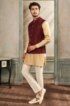 Inkit Bandi – Maroon -Anita Dongre admens f21b2rs maroon 3