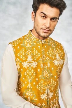 Yajvin Bandi – Mustard -Anita Dongre admens s21b21ms mustard 5