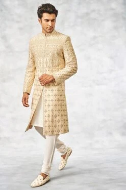 Bidur Sherwani – Beige -Anita Dongre admens s21sr10rs cream 03