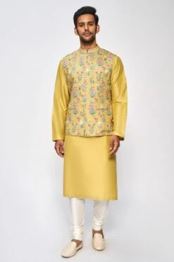 Jihan Bandi – Mustard 10 Jihan Bandi – Mustard -Anita Dongre admens s22b7lf musterd 4